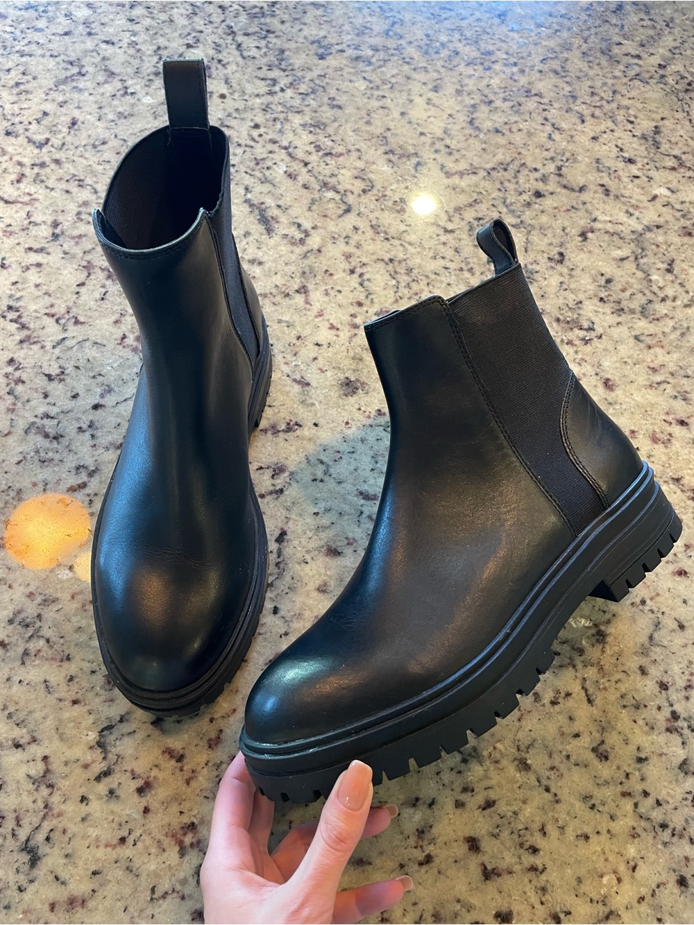 New genuine leather Steve Madden Black Chelsea Lug Sole Booties 10